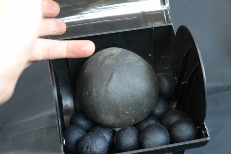 消しゴムのかすを数年かけて集めた１