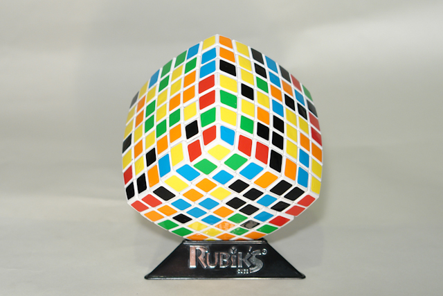 V-cube7 (7x7x7) solving #1（揃え中1)