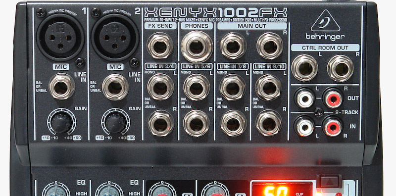 behringer(ベリンガー)の10チャンネルミキサーXENYX1002FX アウトプット部分