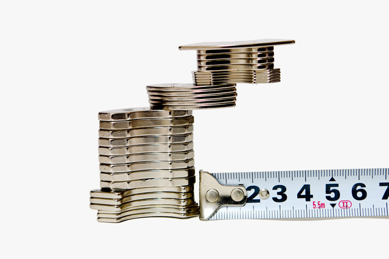 ハードディスクからネオジム磁石を大量に取り出してみた