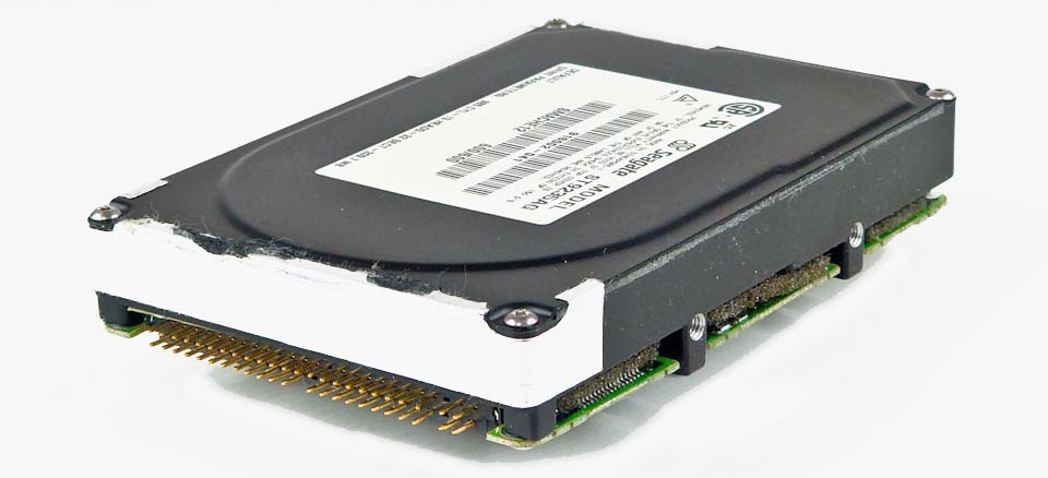 PC-9801NS/EのHDD elecomのHDD EN200N 200MB ST9256AG